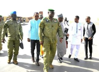 Réunion des ministres de l’AES : la délégation nigérienne accueillie à l’aéroport International de Ouagadougou