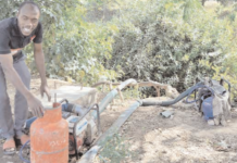 Usage du gaz dans les motopompes: la recherche de profit met en péril l’environnement