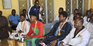 Jeux Olympique de Paris : Deux Taekwondo-ins burkinabé reçus par sa majesté Mogho Naaba Baongo