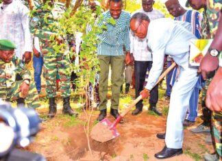 Gestion du parc Bangr-weoogo : le Premier ministre invite les acteurs à plus d’ardeur