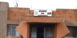 Les forces combattantes surprennent des terroristes à Sanaba