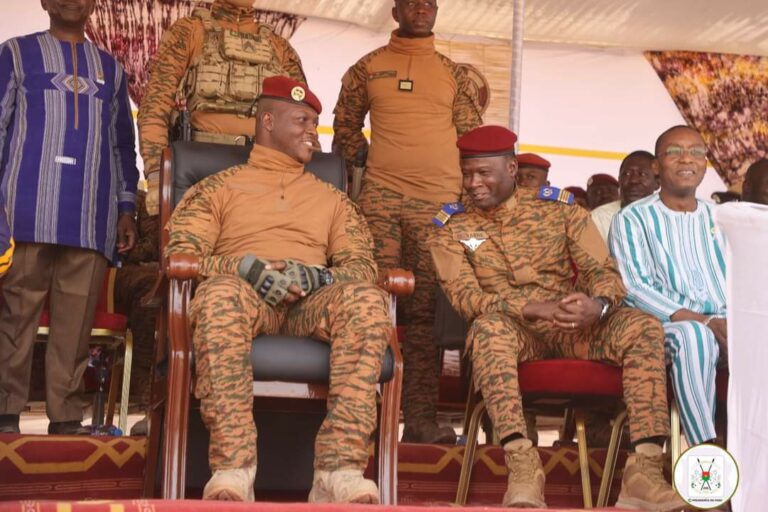 Pose de la première pierre du complexe industriel IRO-TEXTBURKINA : le Chef de l’Etat est arrivé à Sourgou