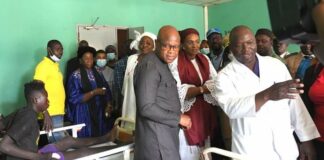 Accident sur l’axe Sikasso-Bobo-Dioulasso : Une délégation gouvernementale du Burkina Faso au chevet des blessés