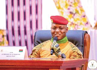 Echanges directs: le président de la Transition salue le combat des femmes