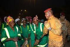 Journée internationale des droits de la femme : le Chef de l’Etat rend hommage aux femmes de la Brigade verte