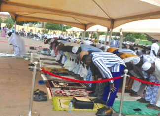 Ramadan 2024 : la communauté musulmane invoque Allah pour la paix