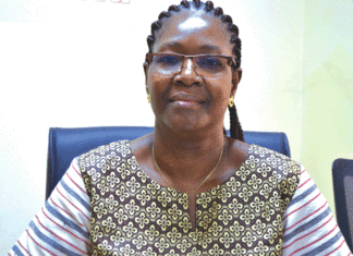 Sécurité des patients : « Beaucoup de dommages dans les milieux de santé peuvent être évités », Joséphine Zoungrana, pharmacienne hygiéniste