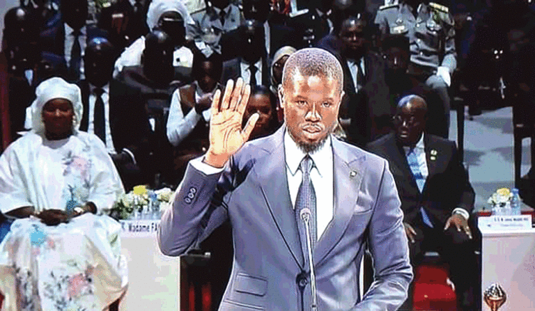 Election présidentielle sénégalaise : Bassirou Diomaye Diakhar Faye a prêté serment