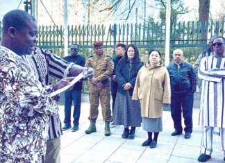 Journées nationales d’engagement patriotique : la mission diplomatique burkinabè à Pékin a sacrifié au rituel