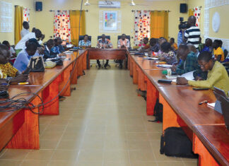 Lutte contre l’extrémisme violent : les hommes de médias en quête de solutions communicationnelles