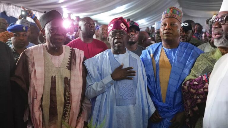 Nigeria : reprise du premier hymne national