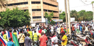 Allégations de massacre de civils par les FDS : la veille citoyenne manifeste devant le siège des Nations unies