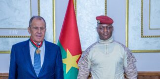 Coopération Burkina-Fédération de Russie : le ministre Sergueï LAVROV fait Commandeur de l’Ordre de l’Etalon