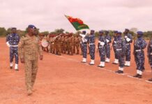 Burkina Faso : La première promotion de Guideurs Aériens Tactiques Avancés renforce les capacités militaires