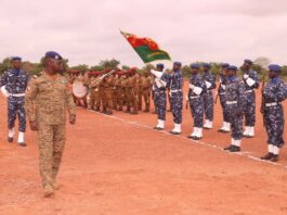 Burkina Faso : La première promotion de Guideurs Aériens Tactiques Avancés renforce les capacités militaires