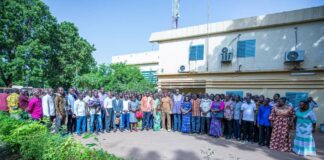 Burkina Faso : Victime d’un incident de tir, le personnel de la RTB reçoit les encouragements du président du Faso, le capitaine Ibrahim Traoré