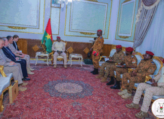 Coopération militaire: le chef de l’Etat échange avec le vice-ministre russe de la Défense