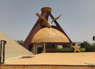 Monument de la paix de Tampouy : un dépotoir à ciel ouvert au cœur de Ouagadougou