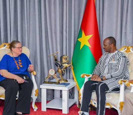 Coopération Burkina Faso-Canada : l’ambassadrice Lee-Anne Hermann fait ses adieux à Ousmane Bougouma