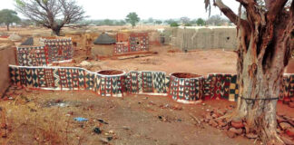 UNESCO : la Cour royale de Tiébélé figure désormais sur la Liste du patrimoine mondial