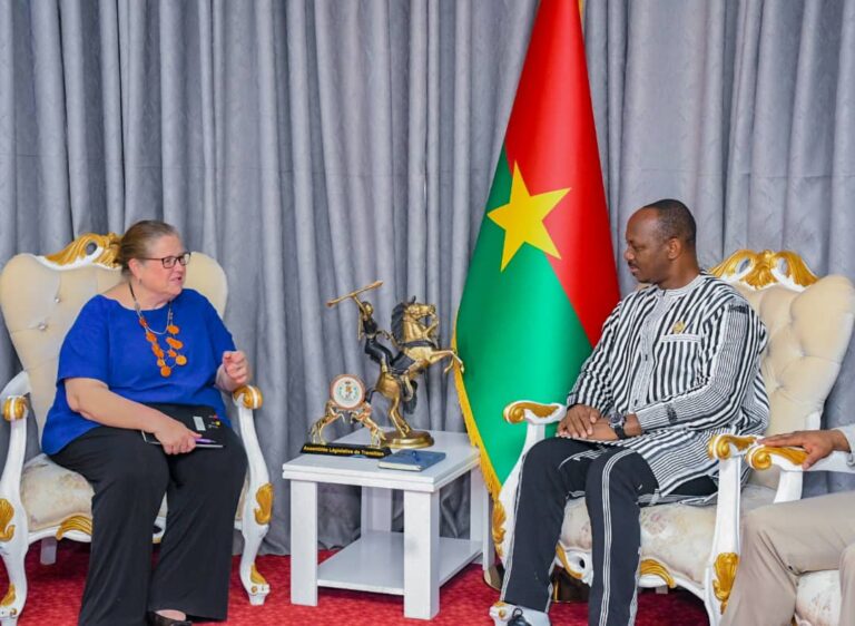 Coopération Burkina Faso-Canada : l’ambassadrice Lee-Anne Hermann fait ses adieux à Ousmane Bougouma