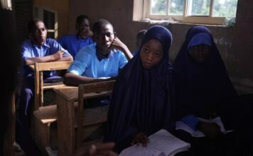 Nigéria : l’absence d’électricité déstabilise écoles et commerces