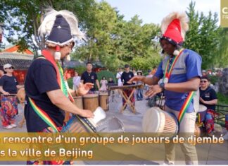 Dialogue des cultures : des rythmes de djembés dans un quartier de Beijing