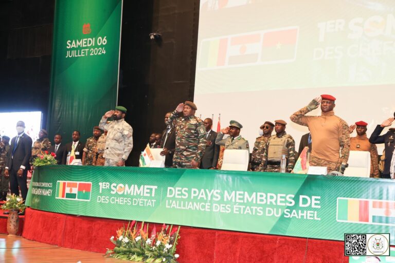 1er Sommet des Chefs d’État de l’AES : Une nouvelle ère de coopération sahélienne