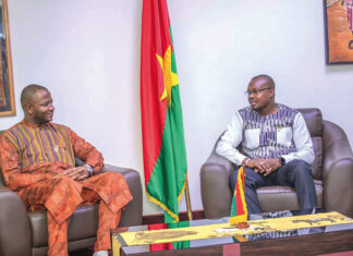 29e édition du FESPACO : un émissaire du Tchad, pays invité d’honneur, chez le ministre d’Etat Jean Emmanuel Ouédraogo