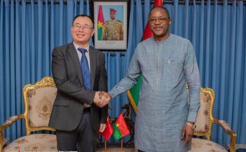 Sommet Chine-Afrique 2024 : l’ambassadeur Lu SHAN évoque les préparatifs avec le chef de la diplomatie burkinabè