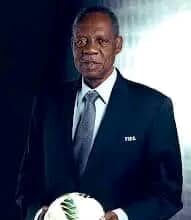 Football : Issa Hayatou, ancien président de la CAF, s’est éteint à Paris
