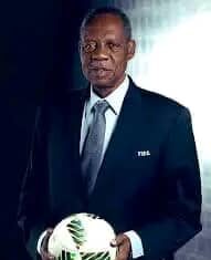 Football : Issa Hayatou, ancien président de la CAF, s’est éteint à Paris