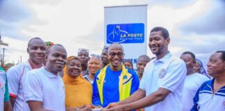 Tenkodogo : Des commerçants plantent 100 arbres et donnent 1,5 Million pour l’achat d’un drone de sécurité