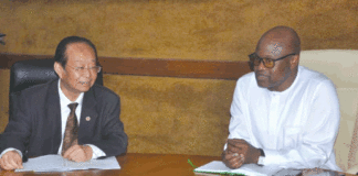 Coopération sino-burkinabè : la délégation de la Croix-Rouge chinoise chez le ministre de la Santé