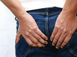 Prurit anal : consulter lorsque les démangeaisons anales sont accompagnées de diarrhées sanglantes