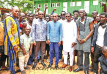 Lutte pour la sécurité et la souveraineté : le Premier ministre demande aux artistes d’accompagner le peuple