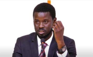 Sénégal : Face à des députés hostiles, le president Bassirou Diomaye Faye dissout l’Assemblée nationale
