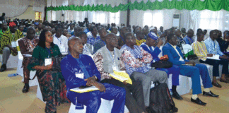 Biotechnologie agricole au Burkina Faso : le processus de retour à la culture du coton Bt expliqué aux producteurs