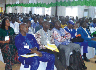 Biotechnologie agricole au Burkina Faso : le processus de retour à la culture du coton Bt expliqué aux producteurs