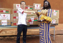 CHR de Koudougou : la Chine remet des consommables médicaux