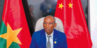 Chine-Burkina :le Premier ministre invite à élargir les champs de coopération