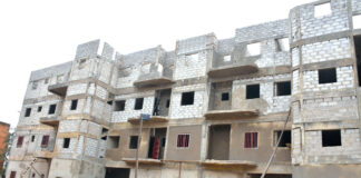 Cité CEGECI au quartier Zone du bois : le ministre en charge de l’habitat visite le chantier