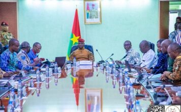Emballages et sachets plastiques au Burkina Faso : le gouvernement décide de l’interdiction totale
