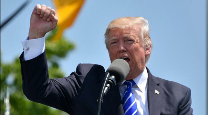 Etats-Unis : la veuve de l’homme tué lors d’une tentative d’assassinat de Trump critique des failles de sécurité