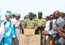 Niamey : Pose de la première pierre des travaux de construction de 1000 logements abordables dans la localité de Sorey