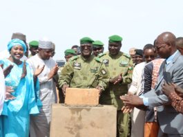 Niamey : Pose de la première pierre des travaux de construction de 1000 logements abordables dans la localité de Sorey