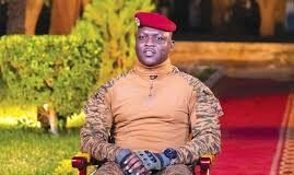 Remise à plat des salaires au Burkina Faso : une réforme inévitable selon le Président Ibrahim Traoré