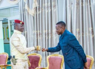 Coopération : en fin de mission, l’ambassadeur de la République du Ghana échange avec le Président du Faso