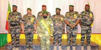Forces armées maliennes : les généraux promus portent désormais leurs galons