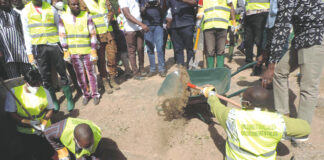 Travaux routiers à haute intensité de main d’œuvre : la phase 2 des mesures sociales gouvernementales 2024 lancée
